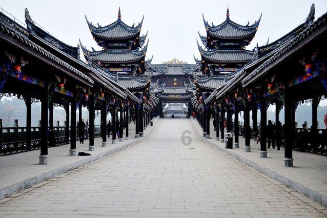 有什么好看的丧尸片？游戏画面